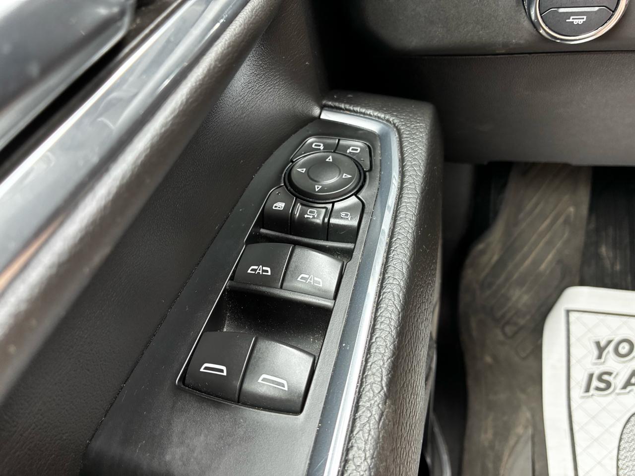 GMC Sierra 2500HD Denali Crew Cab 4WD SB 2024