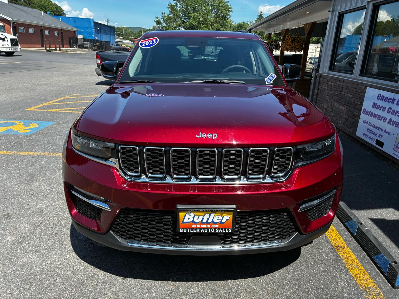 Jeep Grand Cherokee Limited 4WD 2023