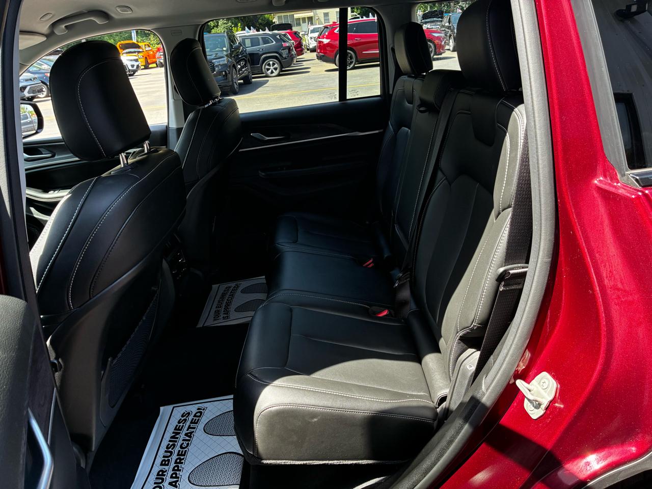 Jeep Grand Cherokee Limited 4WD 2023