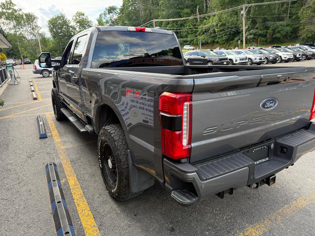 Ford F-250 SD XLT Crew Cab 4WD 2024