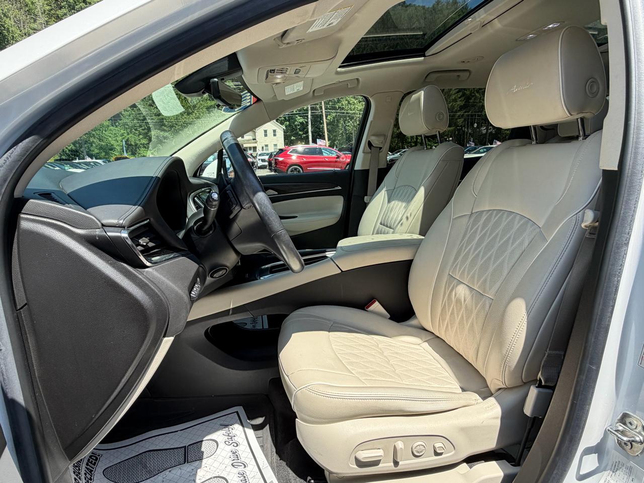 Buick Enclave Avenir AWD 2022