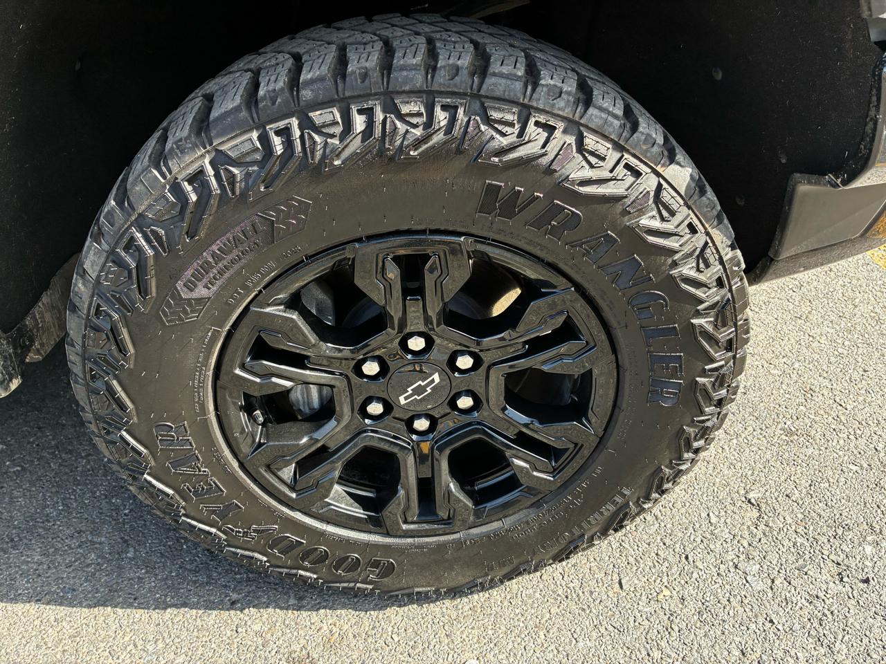 Chevrolet Silverado 1500 ZR2 Crew Cab 4WD 2023