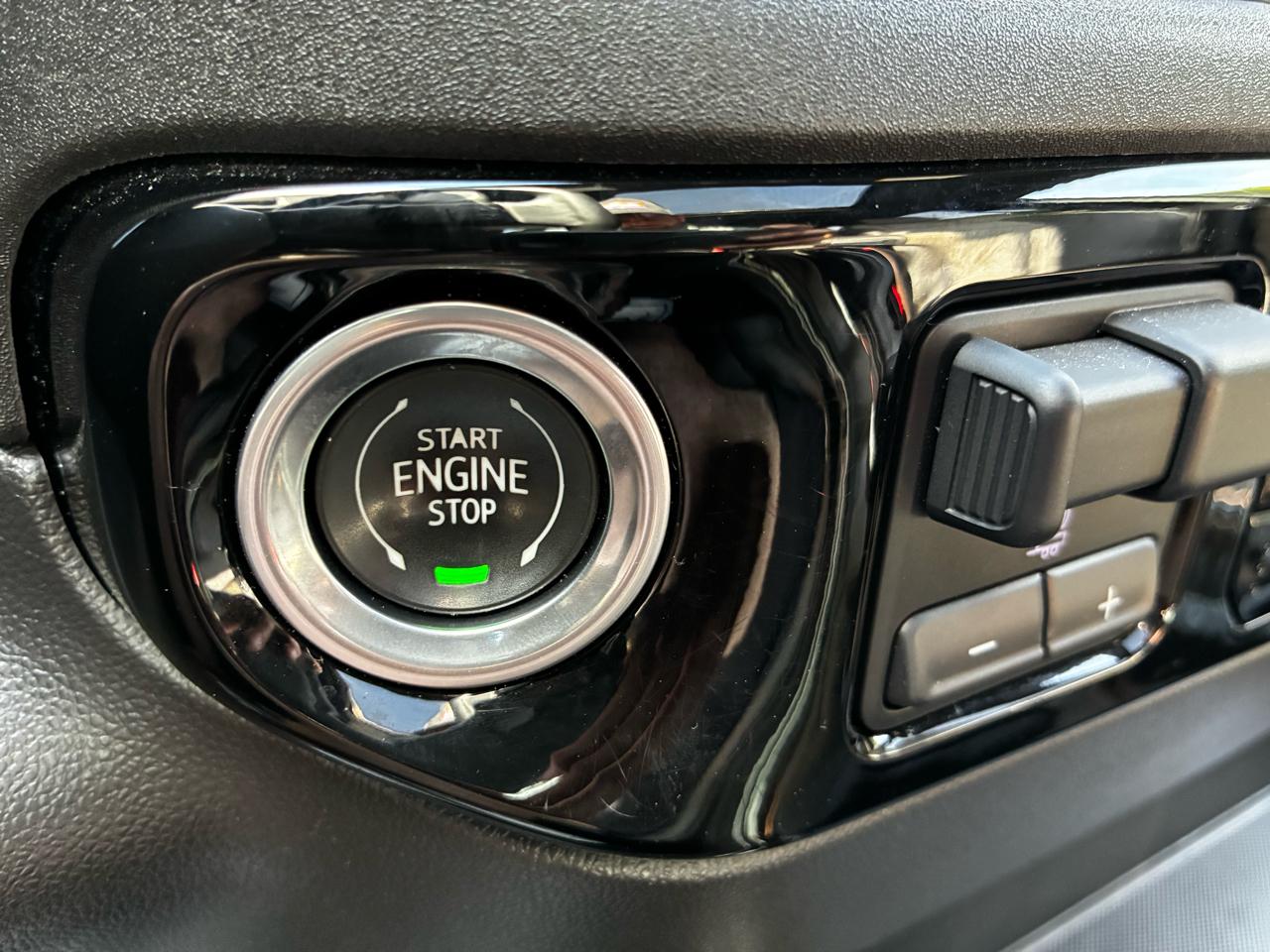 Chevrolet Silverado 1500 ZR2 Crew Cab 4WD 2023