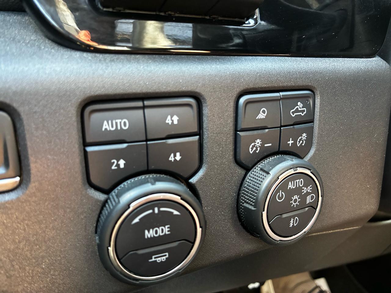 Chevrolet Silverado 1500 ZR2 Crew Cab 4WD 2023