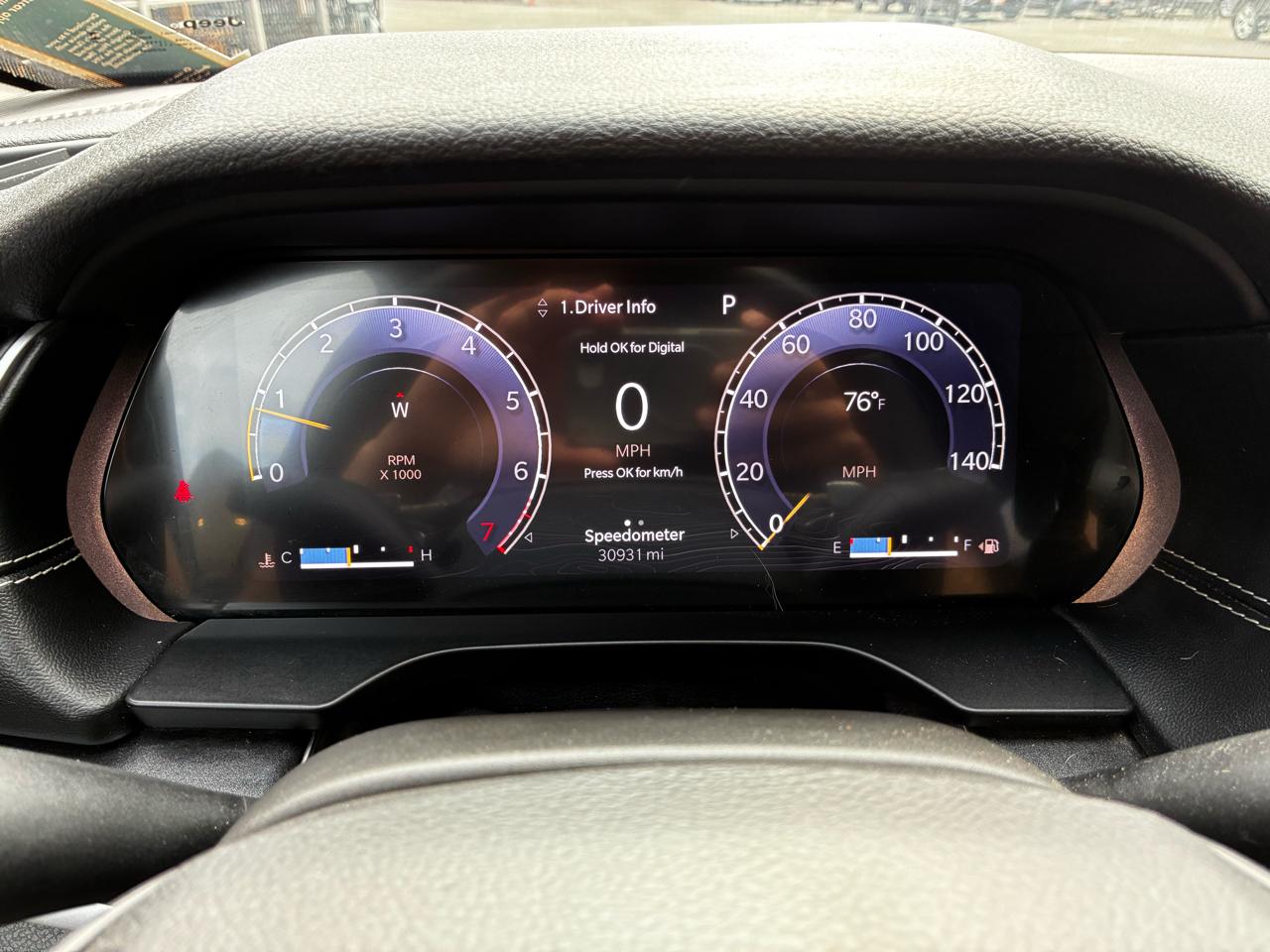 Jeep Grand Cherokee Laredo 4WD 2023