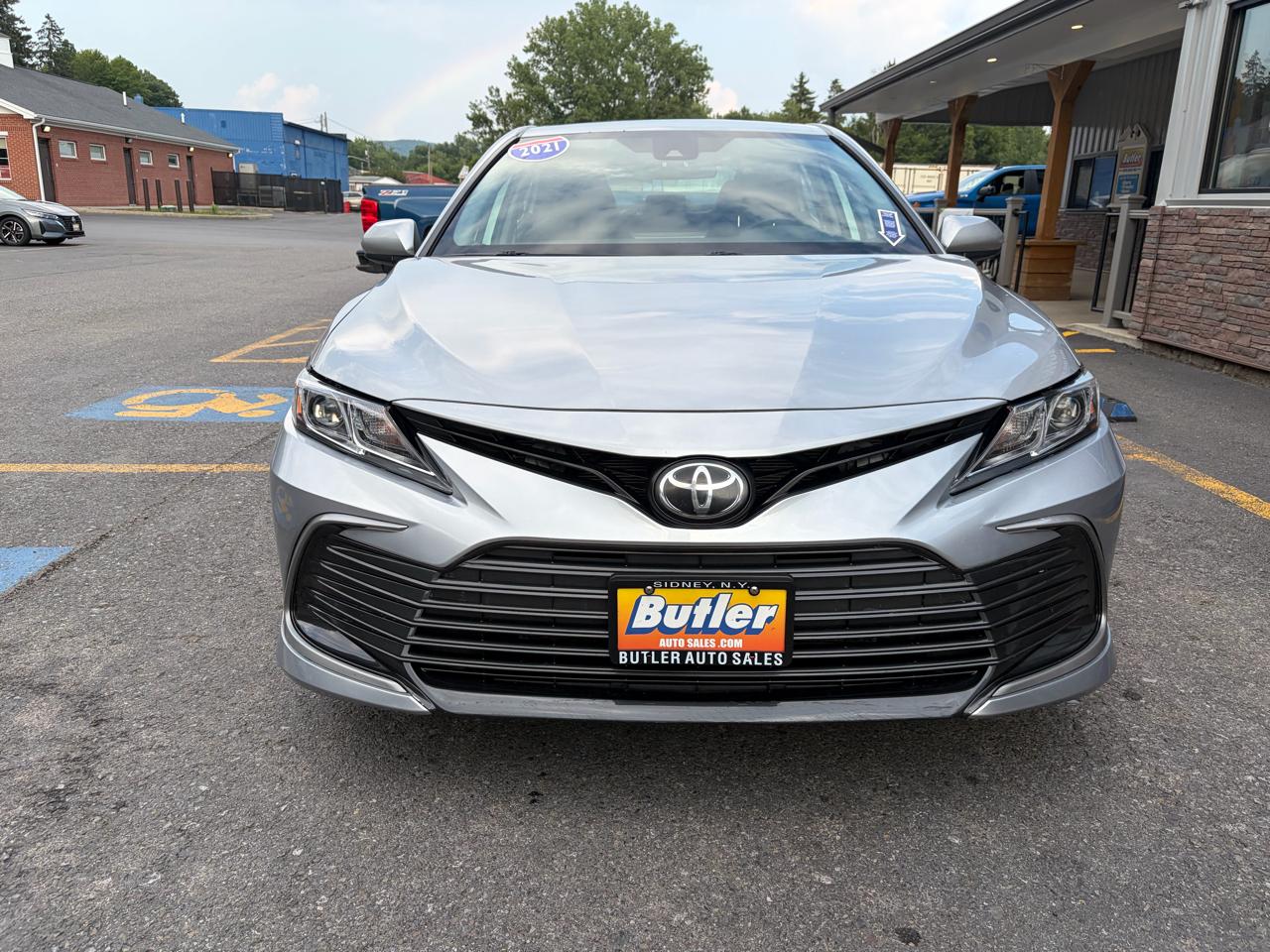 Toyota Camry LE AWD 2021