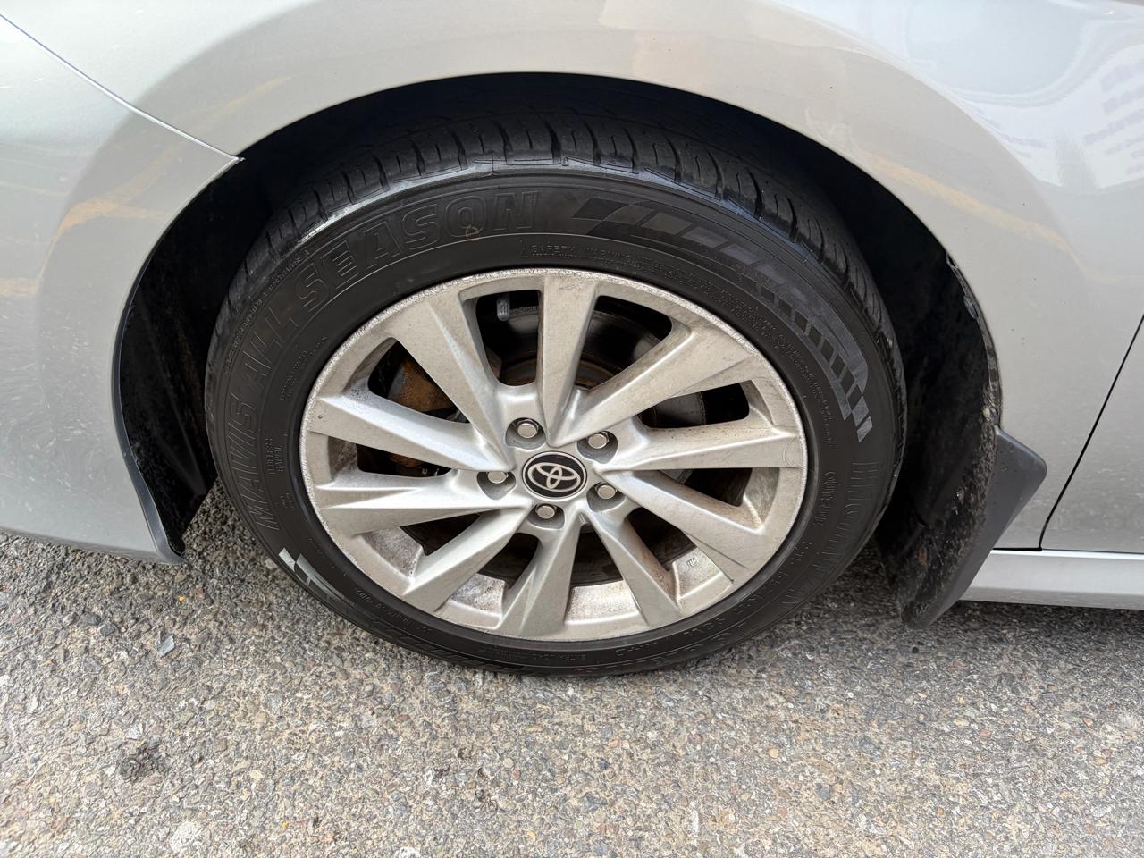 Toyota Camry LE AWD 2021