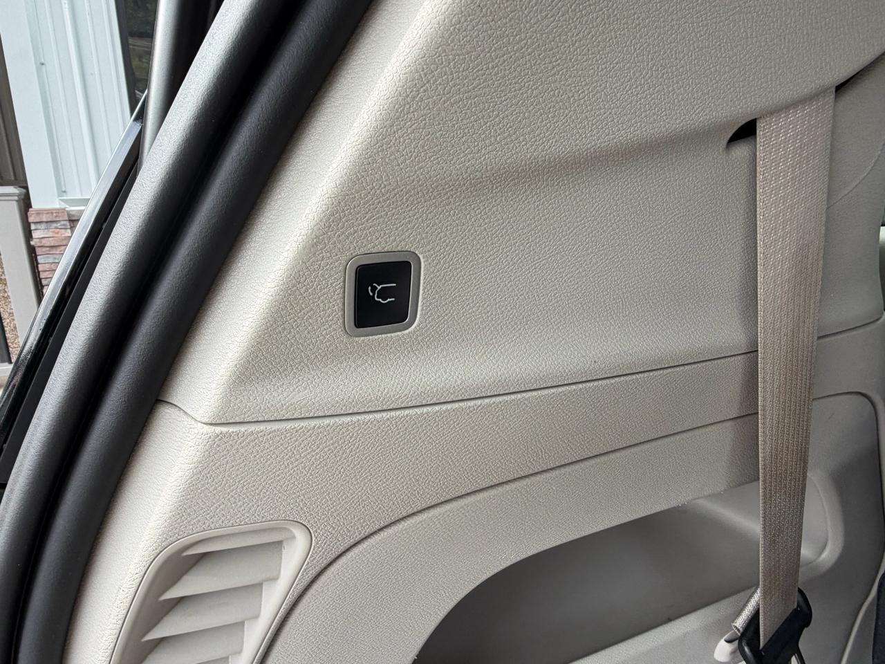 Chrysler Pacifica Touring L 2023