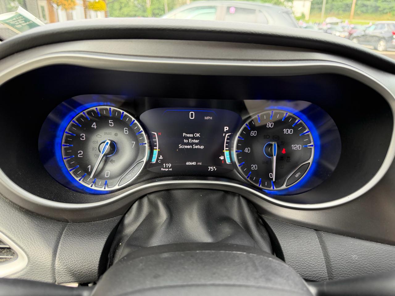 Chrysler Pacifica Touring L 2023