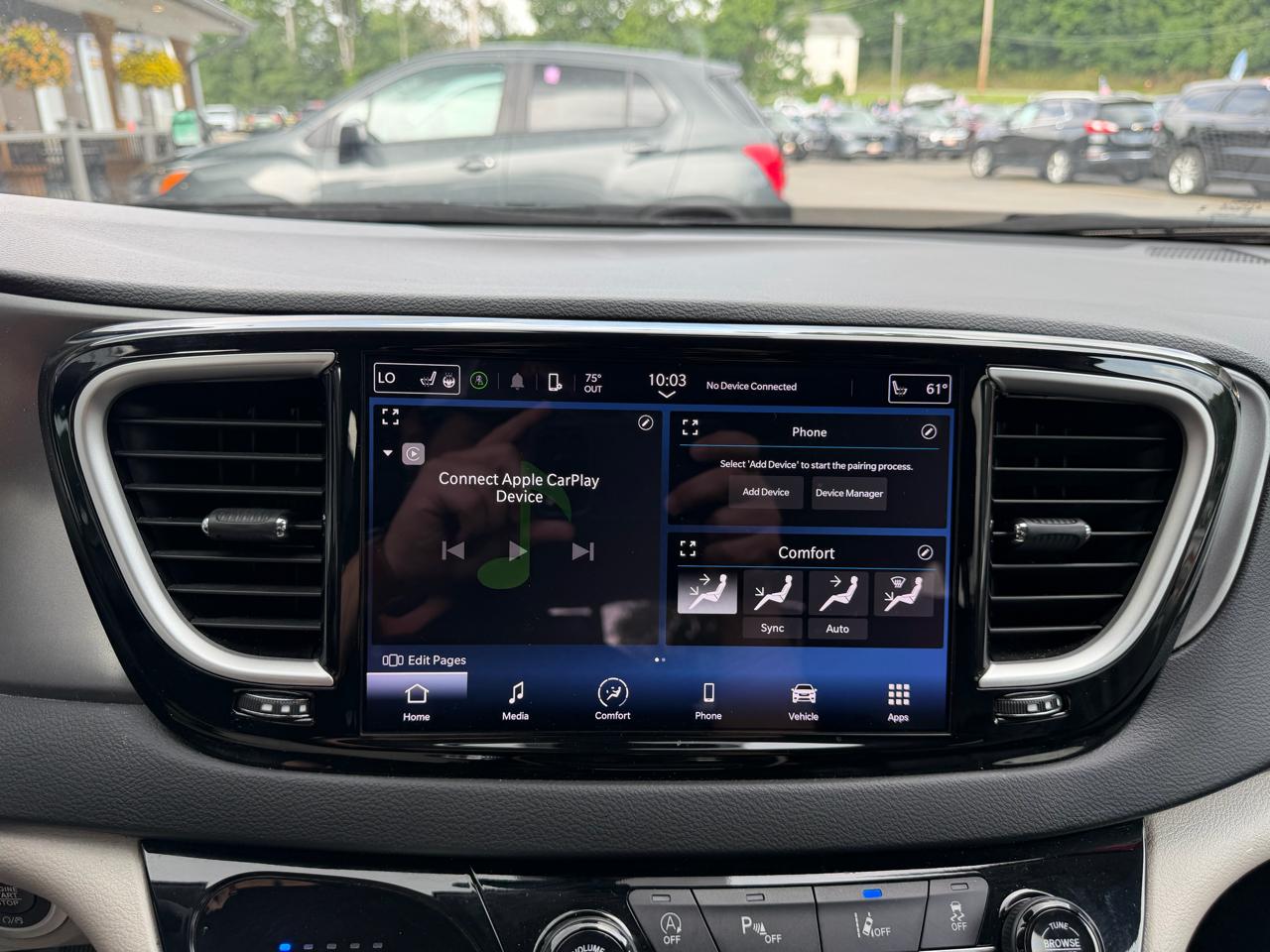 Chrysler Pacifica Touring L 2023