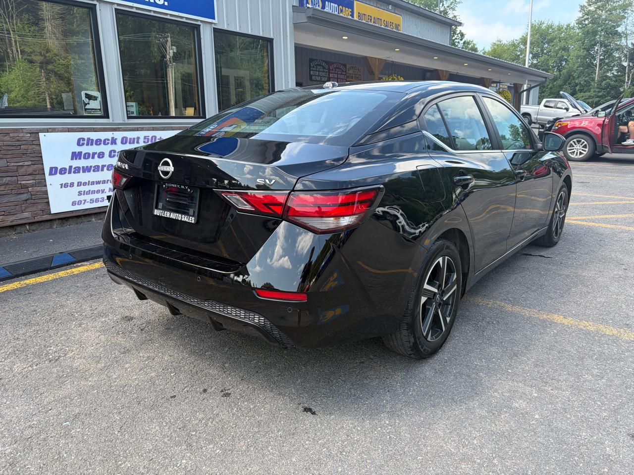 Nissan Sentra SV 2024