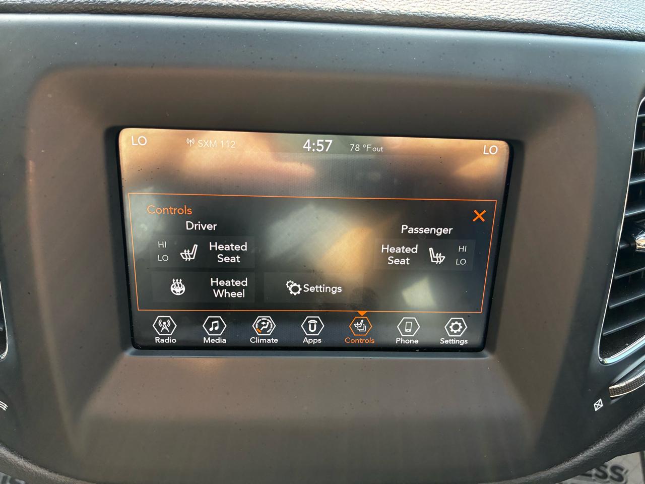 Jeep Compass Latitude w/Sun/Safety Pkg 4x4 2020