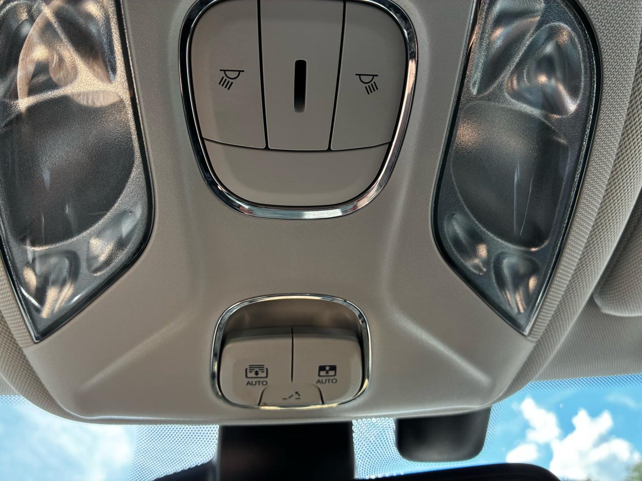 Jeep Compass Latitude w/Sun/Safety Pkg 4x4 2020
