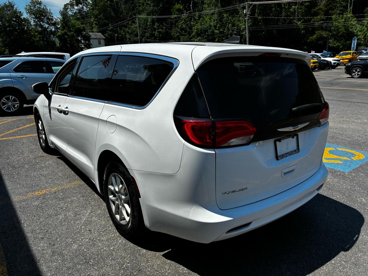 Chrysler Voyager LX 2023