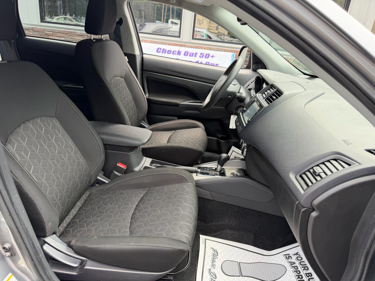 Mitsubishi Outlander Sport 2.0 ES 4WD 2025