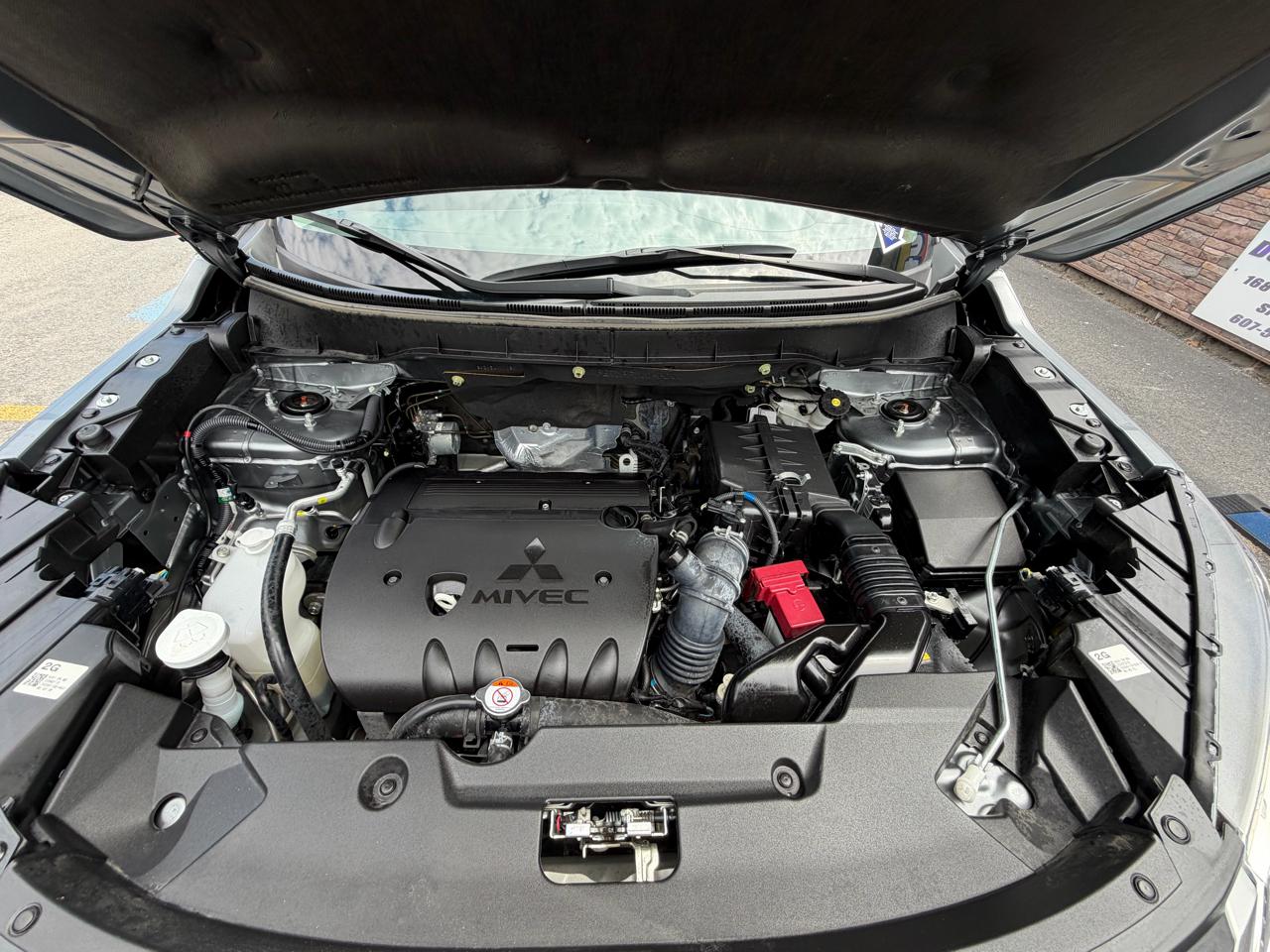 Mitsubishi Outlander Sport 2.0 ES 4WD 2025