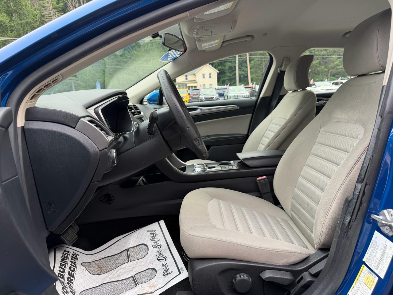 Ford Fusion Hybrid S 2018