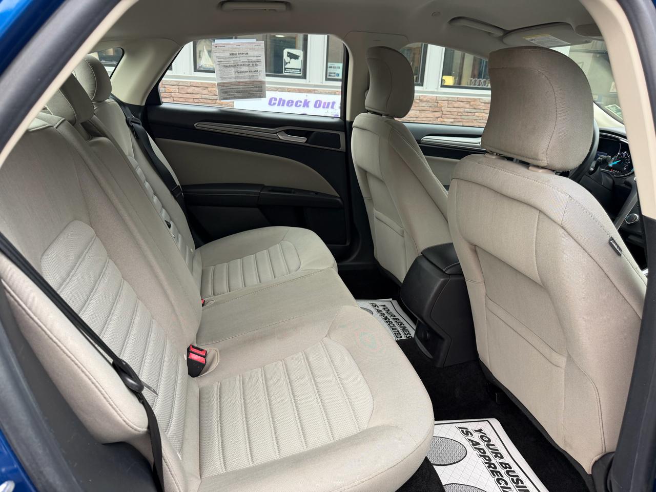 Ford Fusion Hybrid S 2018