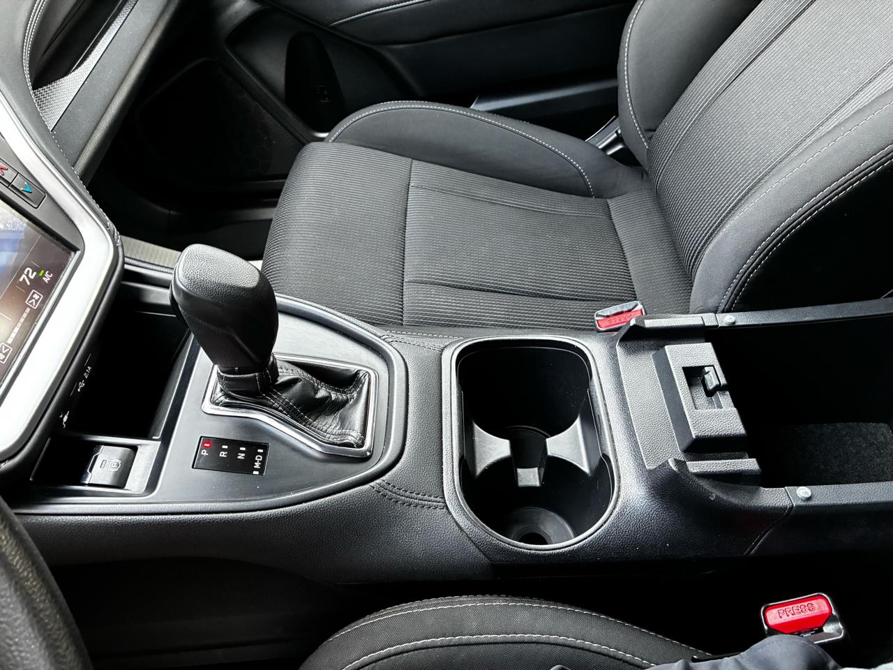 Subaru Legacy Premium 2022