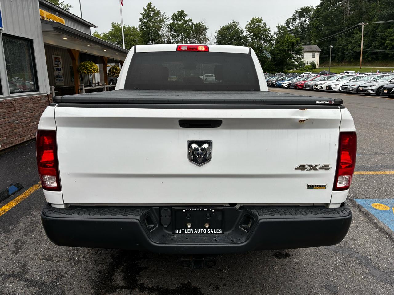 RAM 1500 Classic Tradesman Crew Cab SWB 4WD 2019