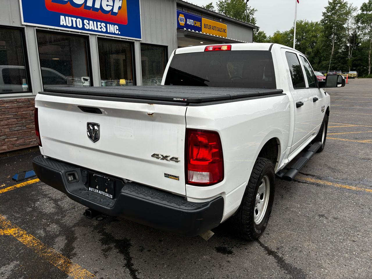 RAM 1500 Classic Tradesman Crew Cab SWB 4WD 2019