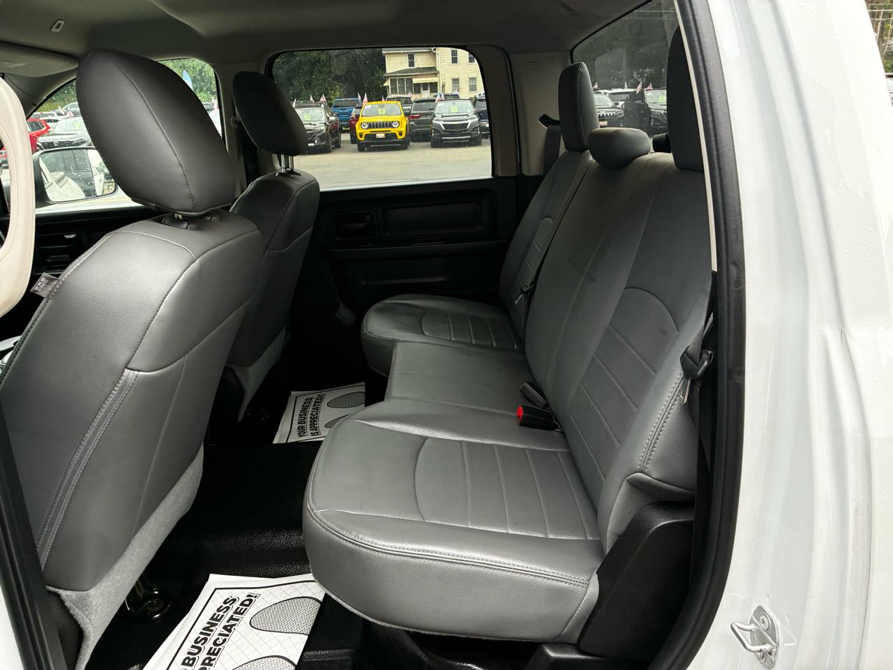 RAM 1500 Classic Tradesman Crew Cab SWB 4WD 2019