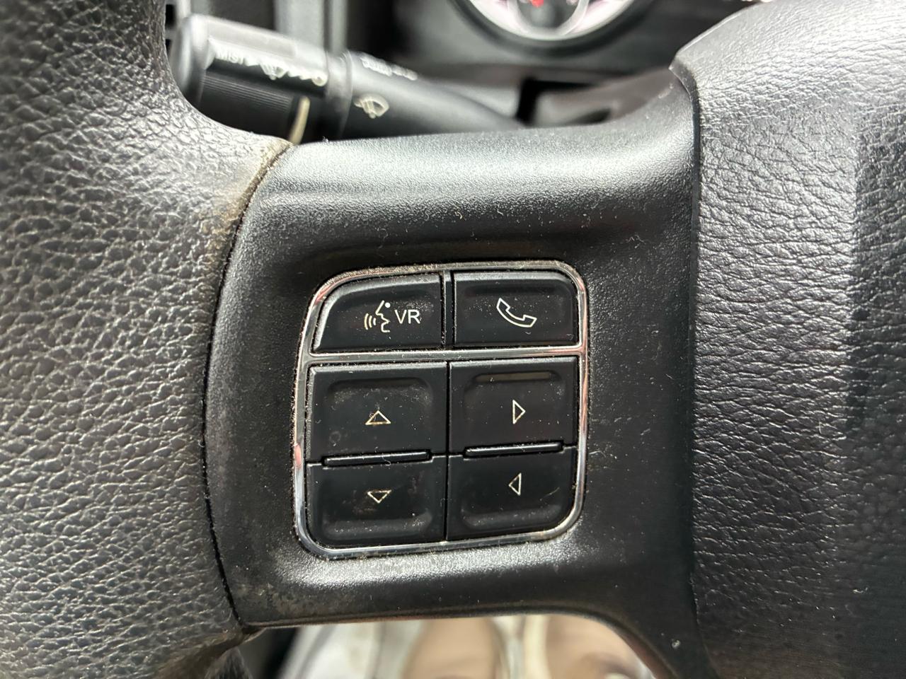 RAM 1500 Classic Tradesman Crew Cab SWB 4WD 2019