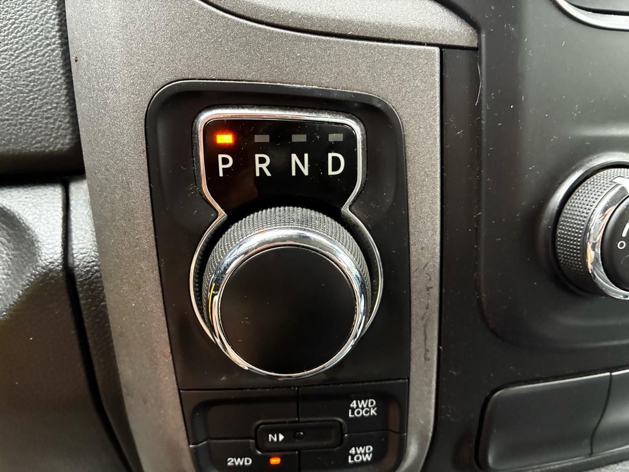 RAM 1500 Classic Tradesman Crew Cab SWB 4WD 2019