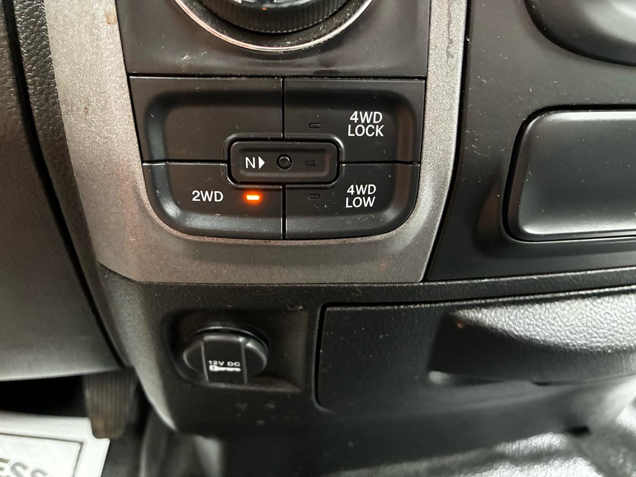 RAM 1500 Classic Tradesman Crew Cab SWB 4WD 2019