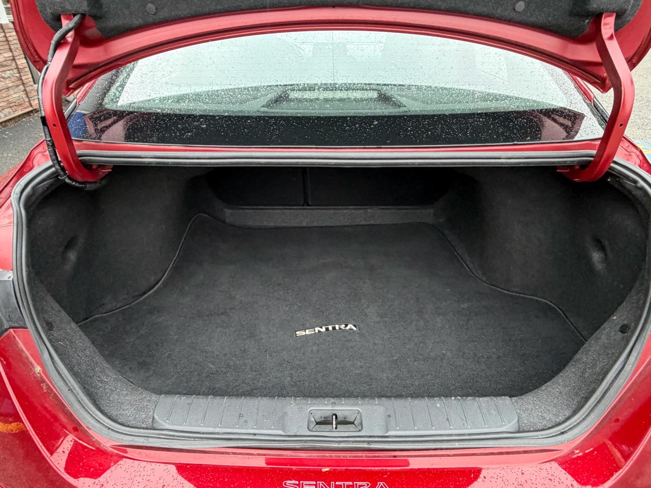 Nissan Sentra SV 2024