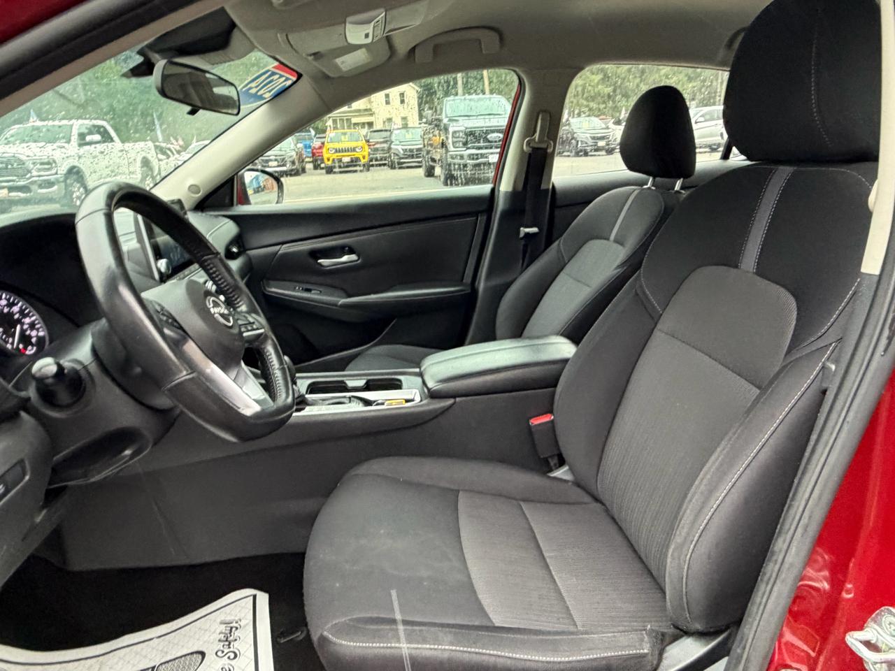 Nissan Sentra SV 2024