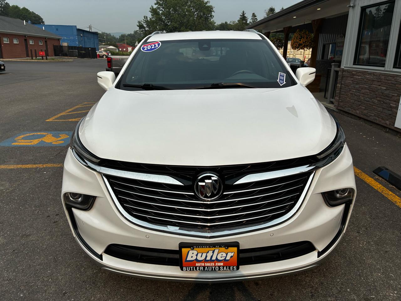 Buick Enclave Essence AWD 2023