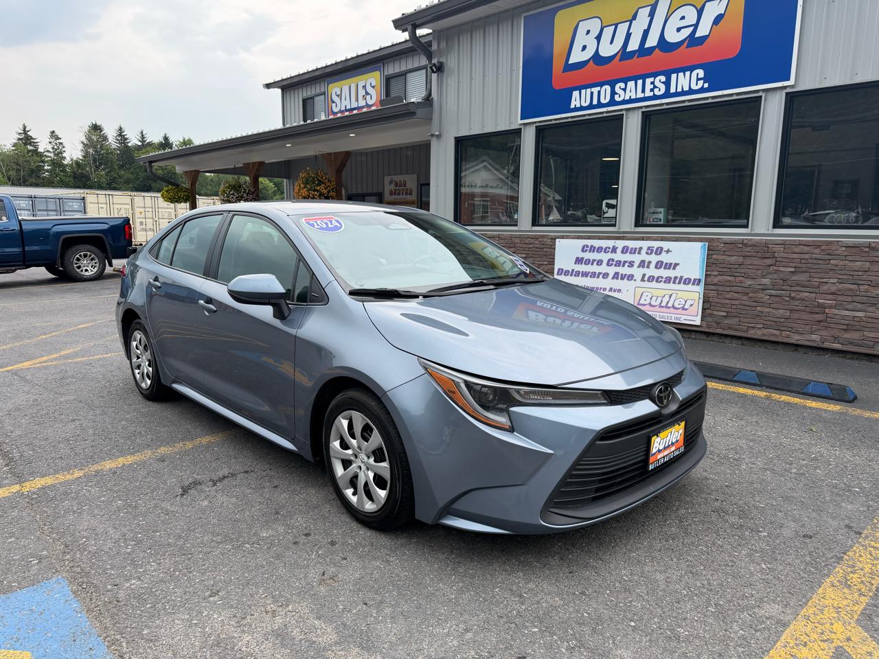 Toyota Corolla LE 2024