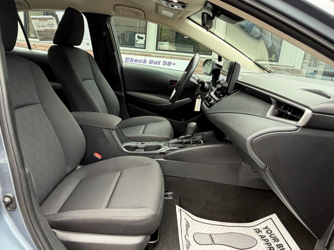 Toyota Corolla LE 2024