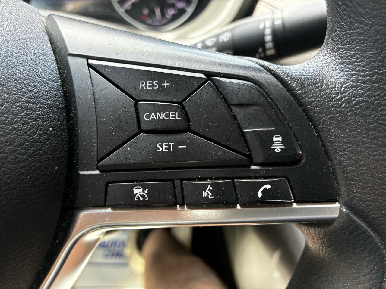 Nissan Sentra SV 2025