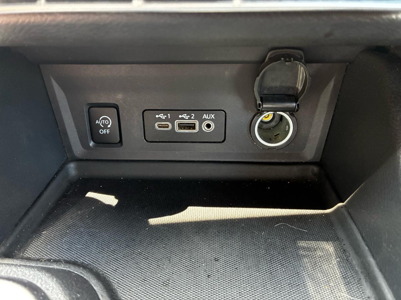 Nissan Sentra SV 2025