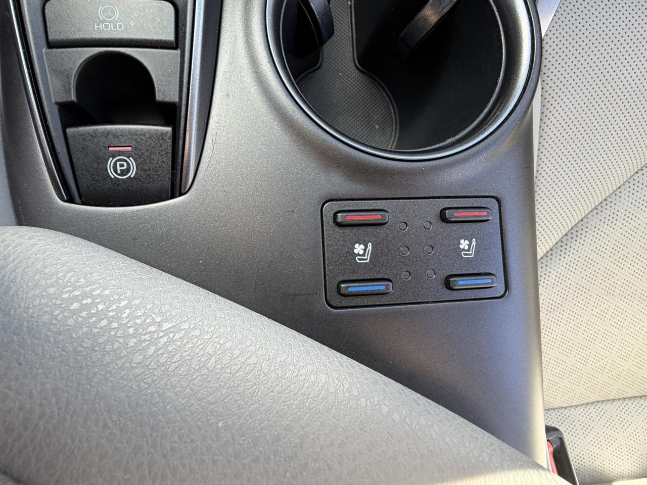 Toyota Camry XSE AWD 2022