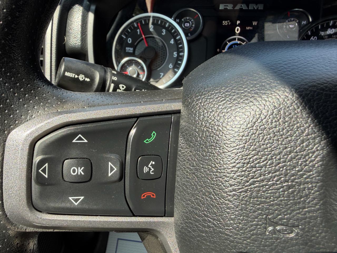 RAM 1500 Tradesman Crew Cab SWB 4WD 2024