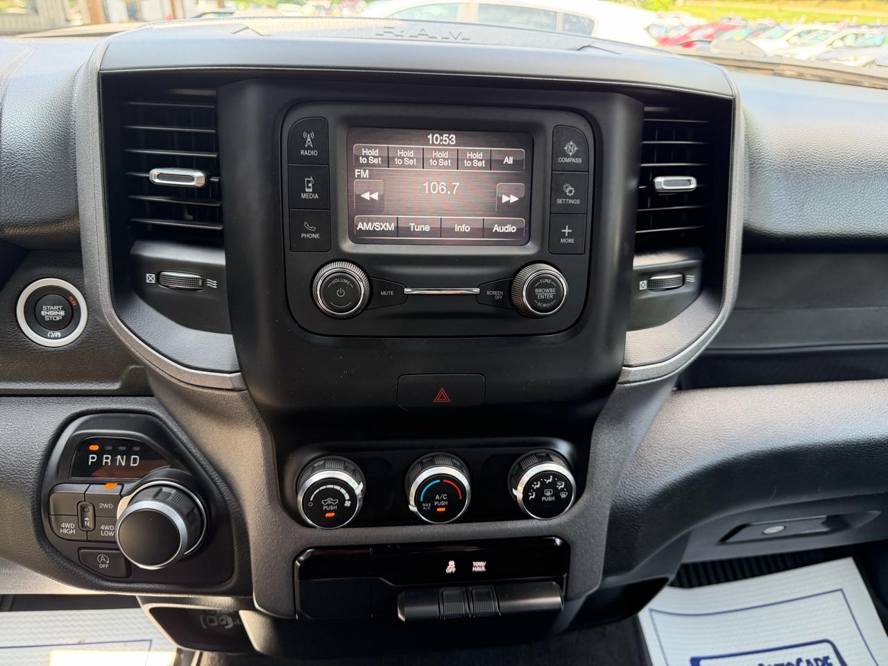 RAM 1500 Tradesman Crew Cab SWB 4WD 2024