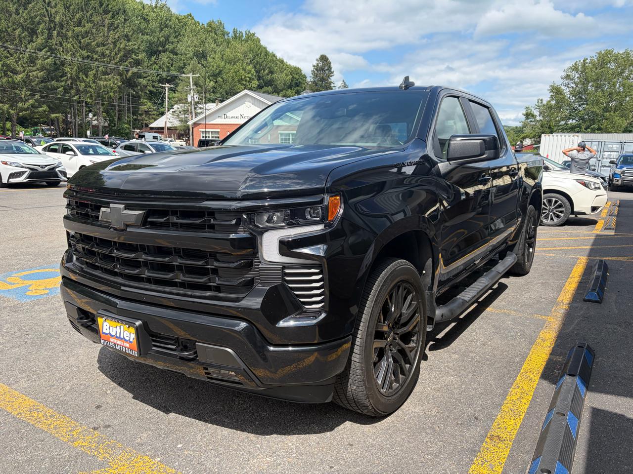 Chevrolet Silverado 1500 RST Crew Cab 4WD 2024