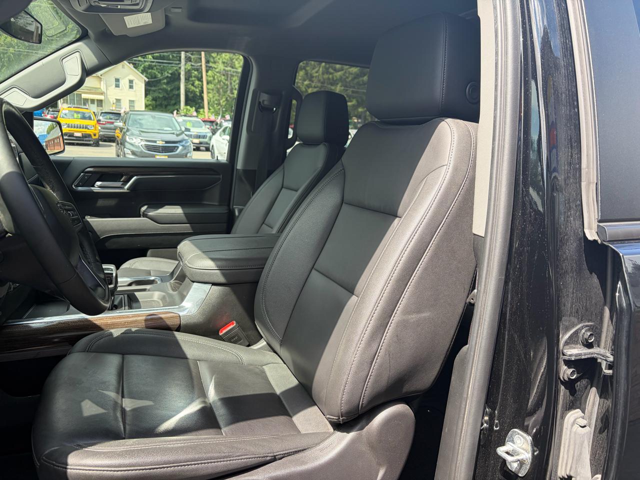Chevrolet Silverado 1500 RST Crew Cab 4WD 2024