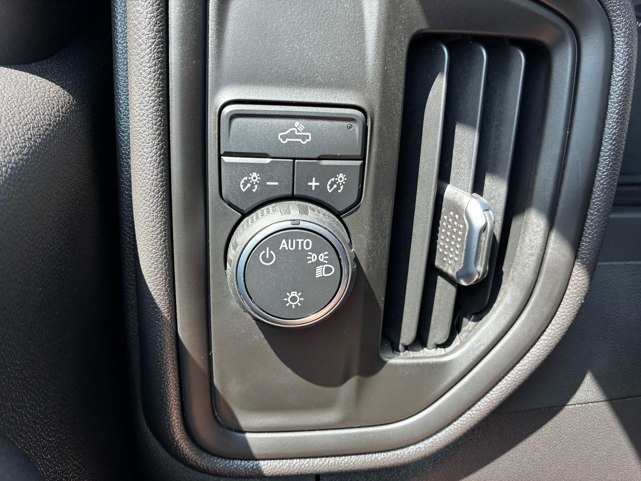 Chevrolet Silverado 1500 Work Truck 2WD 2025