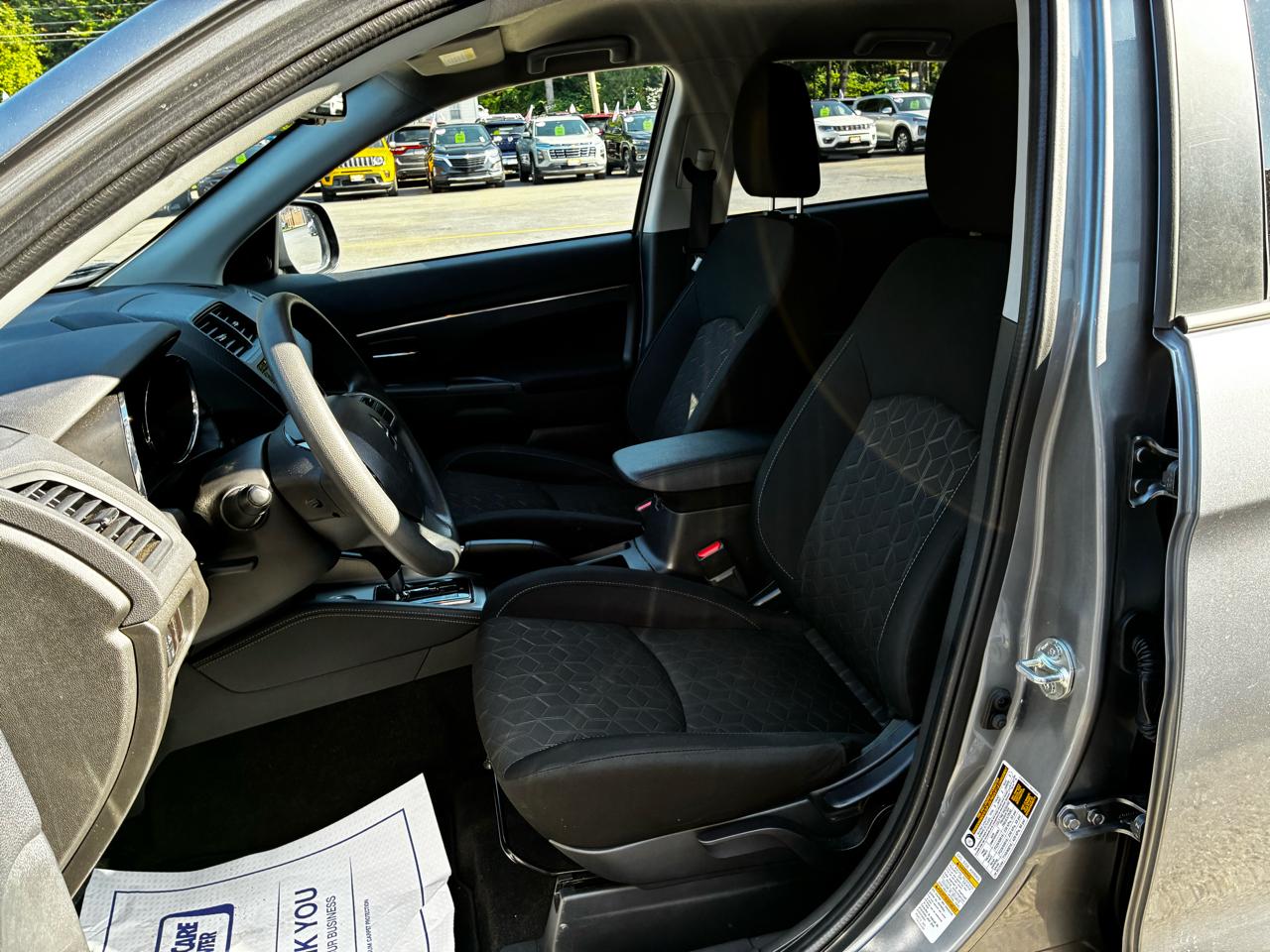 Mitsubishi Outlander Sport 2.0 ES 4WD 2025