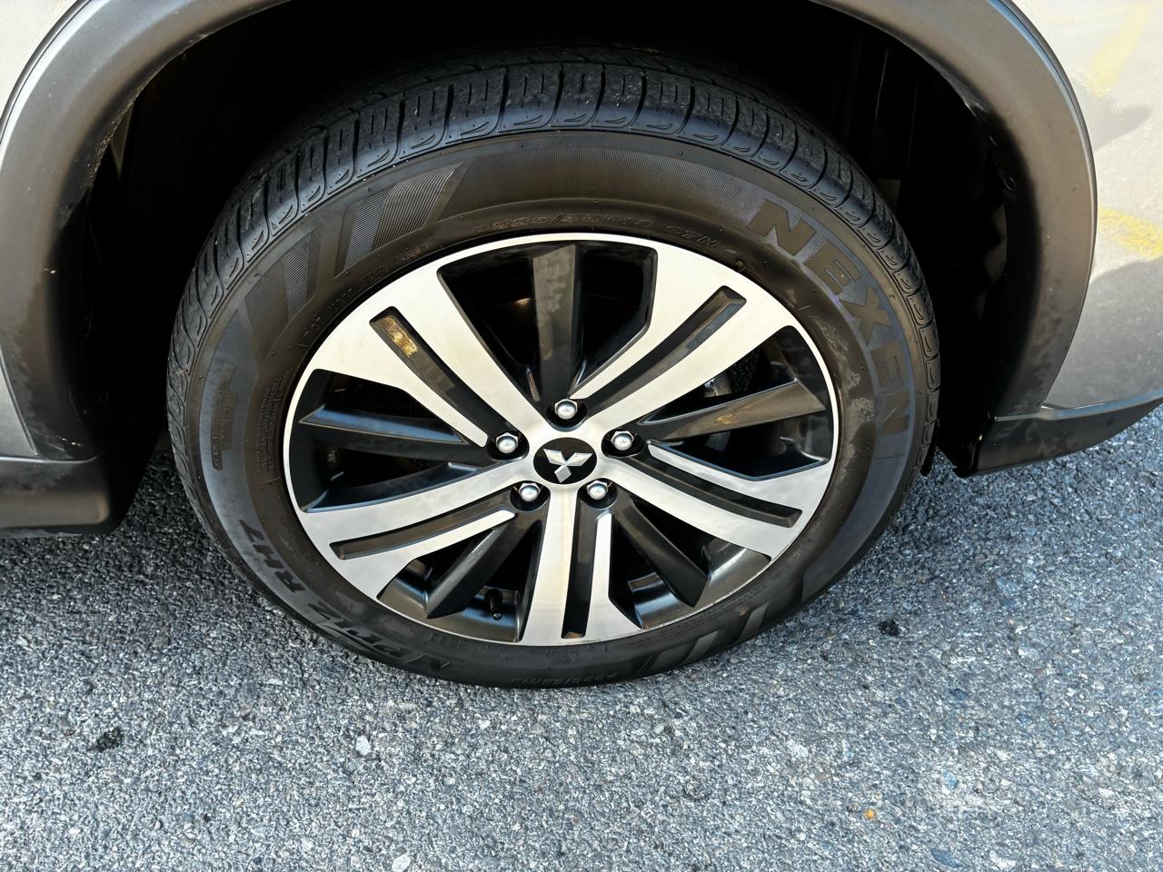 Mitsubishi Outlander Sport 2.0 ES 4WD 2025