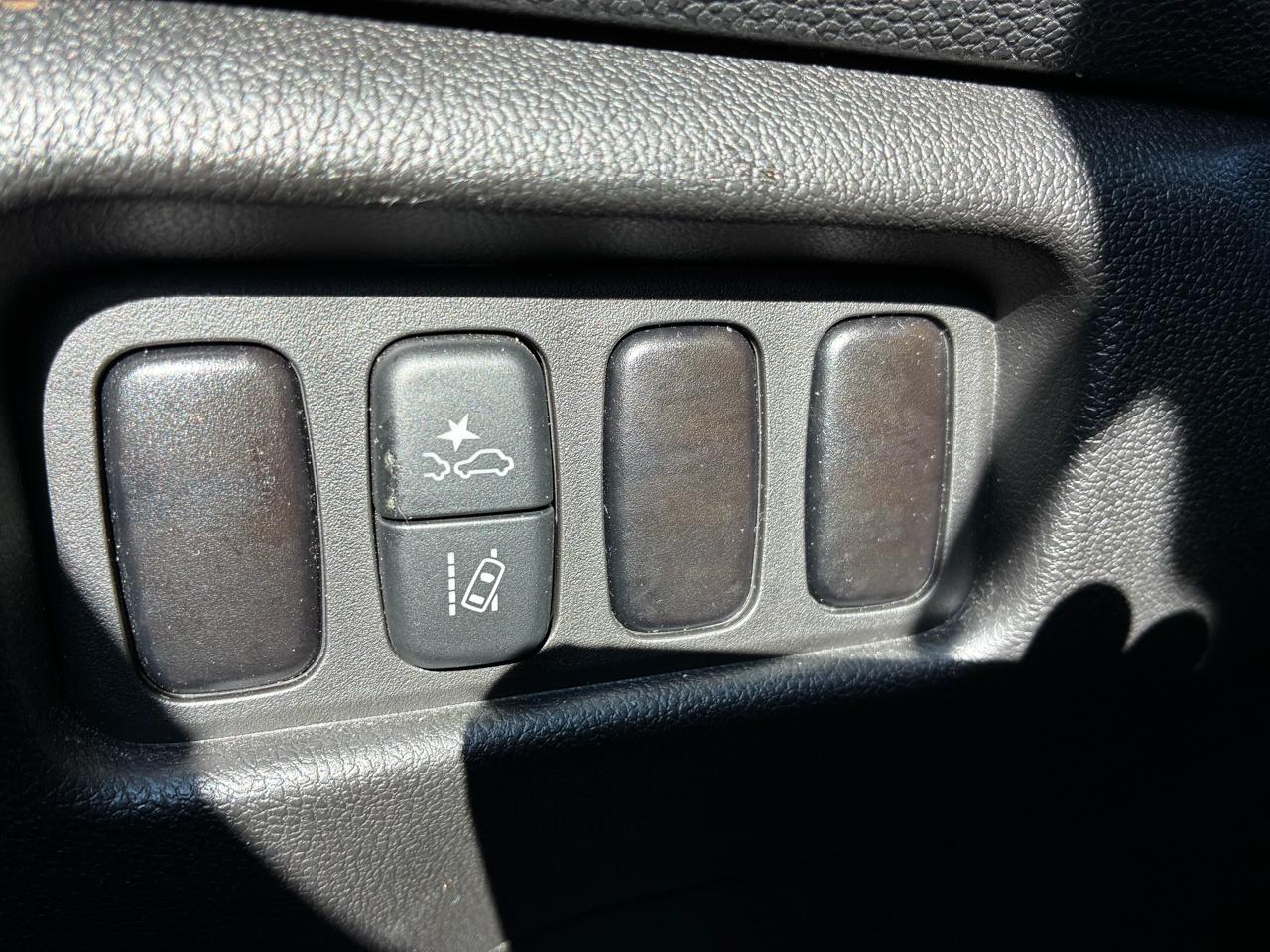Mitsubishi Outlander Sport 2.0 ES 4WD 2025