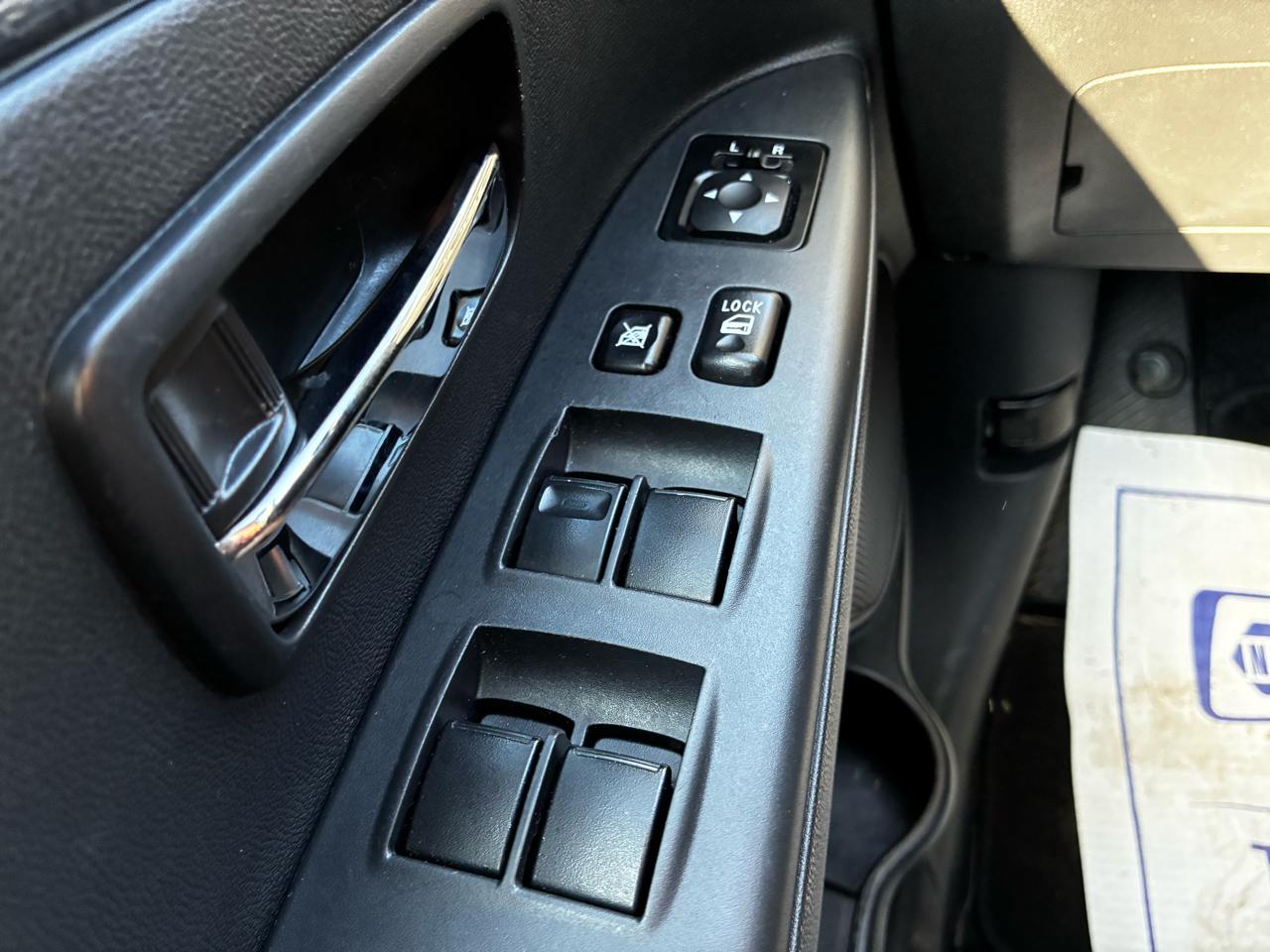 Mitsubishi Outlander Sport 2.0 ES 4WD 2025