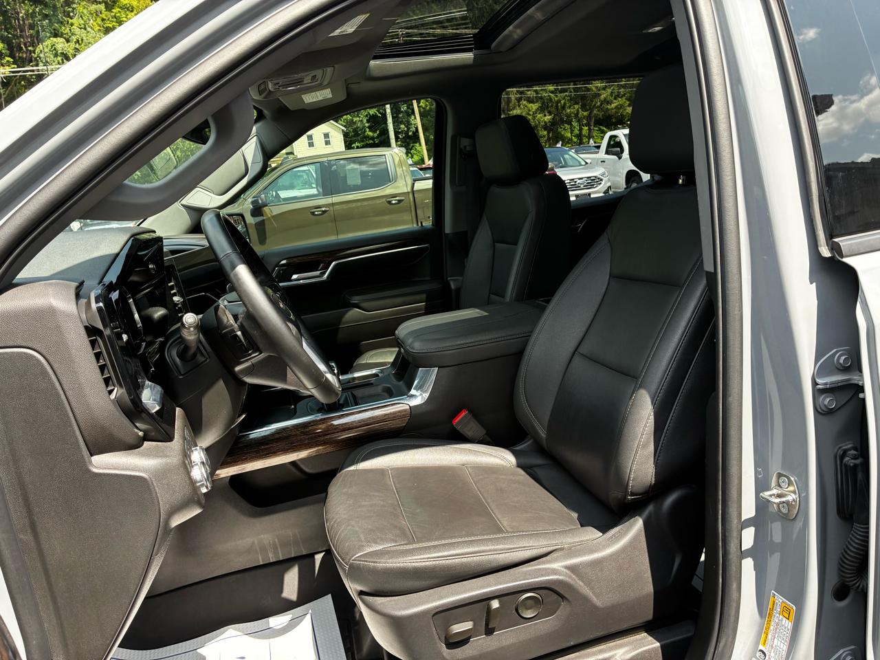 GMC Sierra 1500 Elevation Crew Cab 4WD 2024