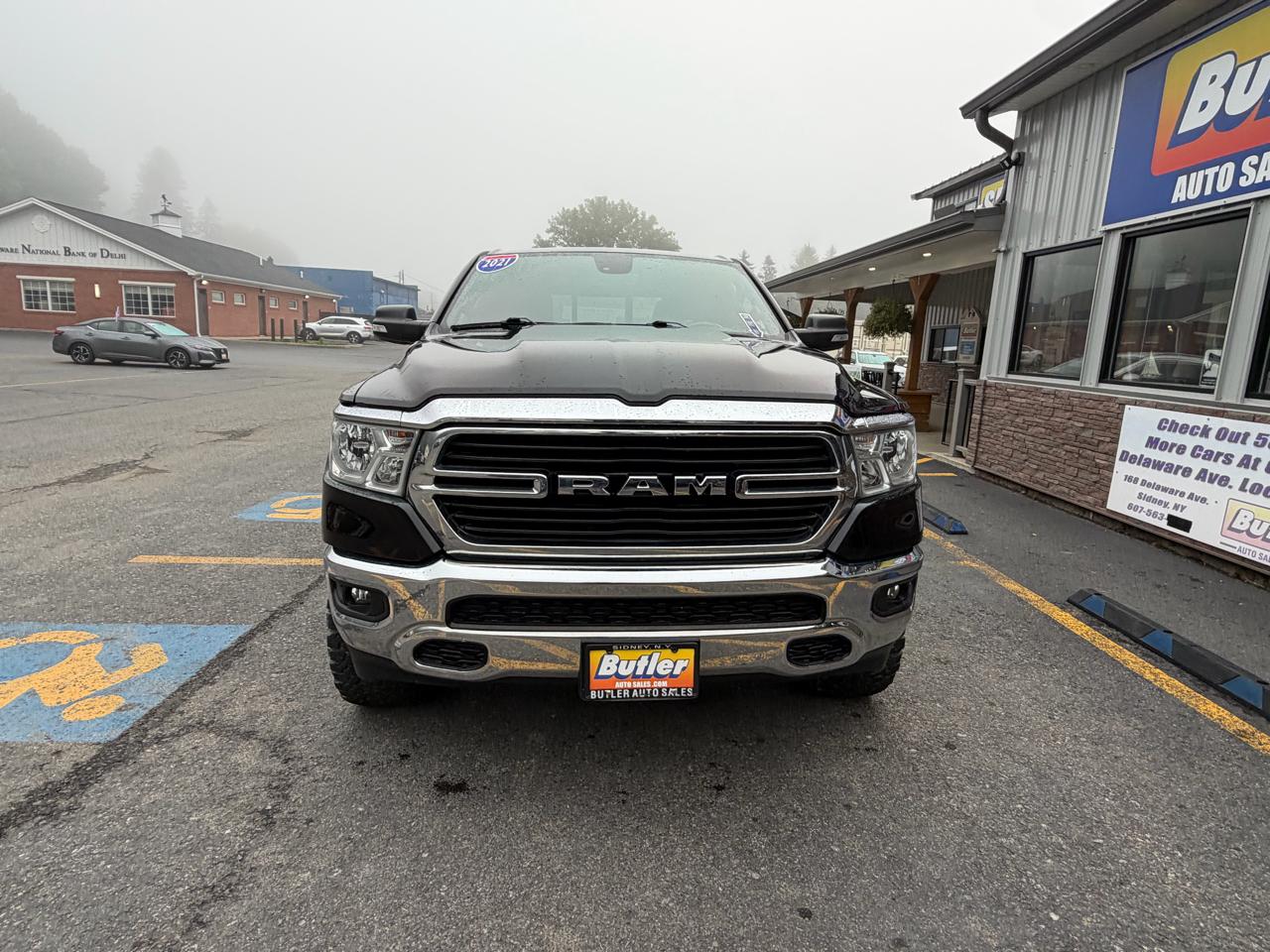 RAM 1500 Big Horn Quad Cab 4WD 2021