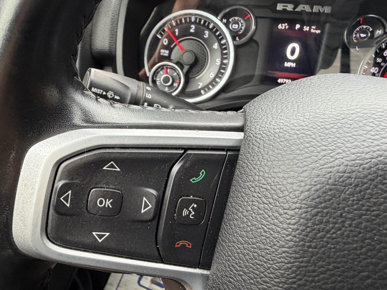 RAM 1500 Big Horn Quad Cab 4WD 2021