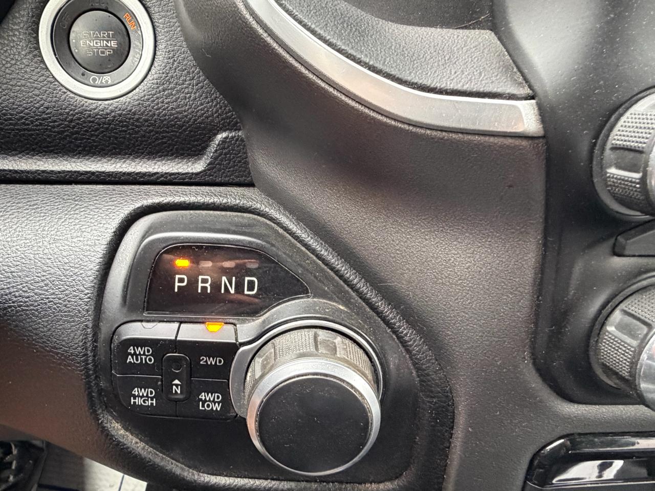 RAM 1500 Big Horn Quad Cab 4WD 2021